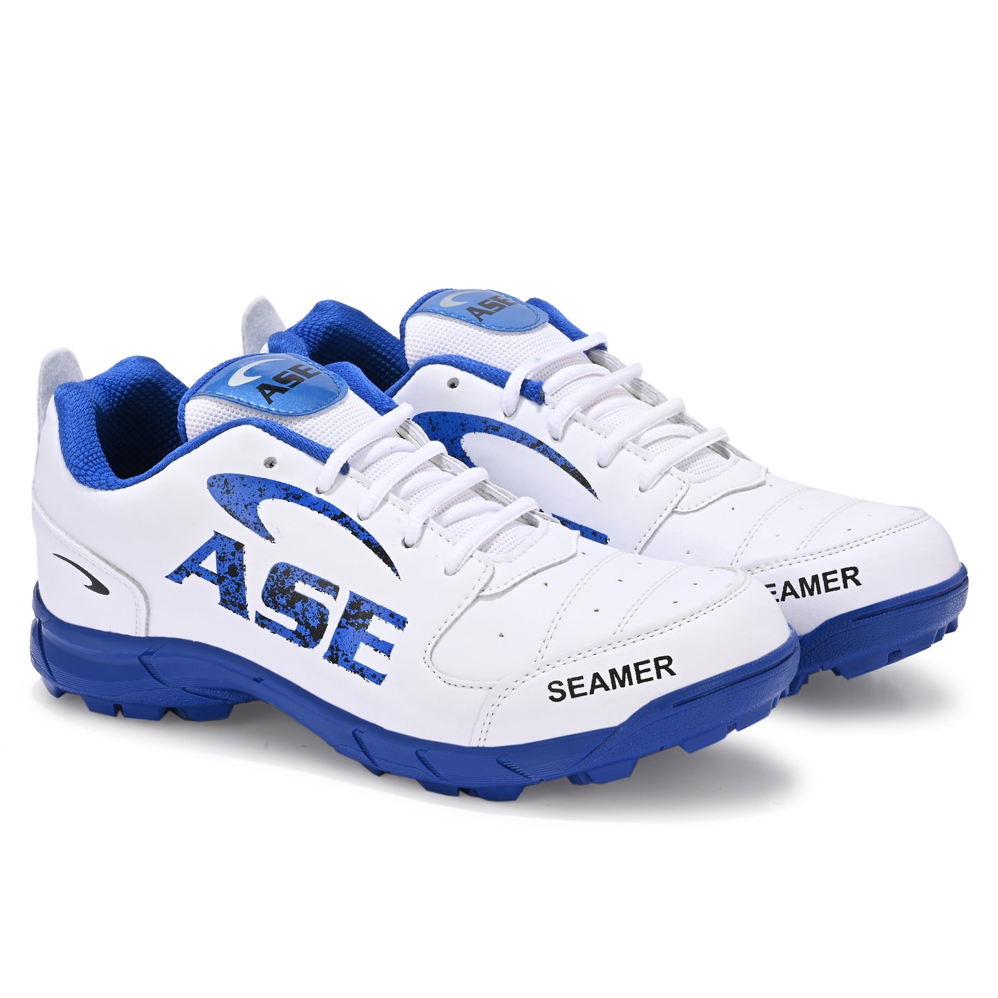 Seamer- Cricket Shoes