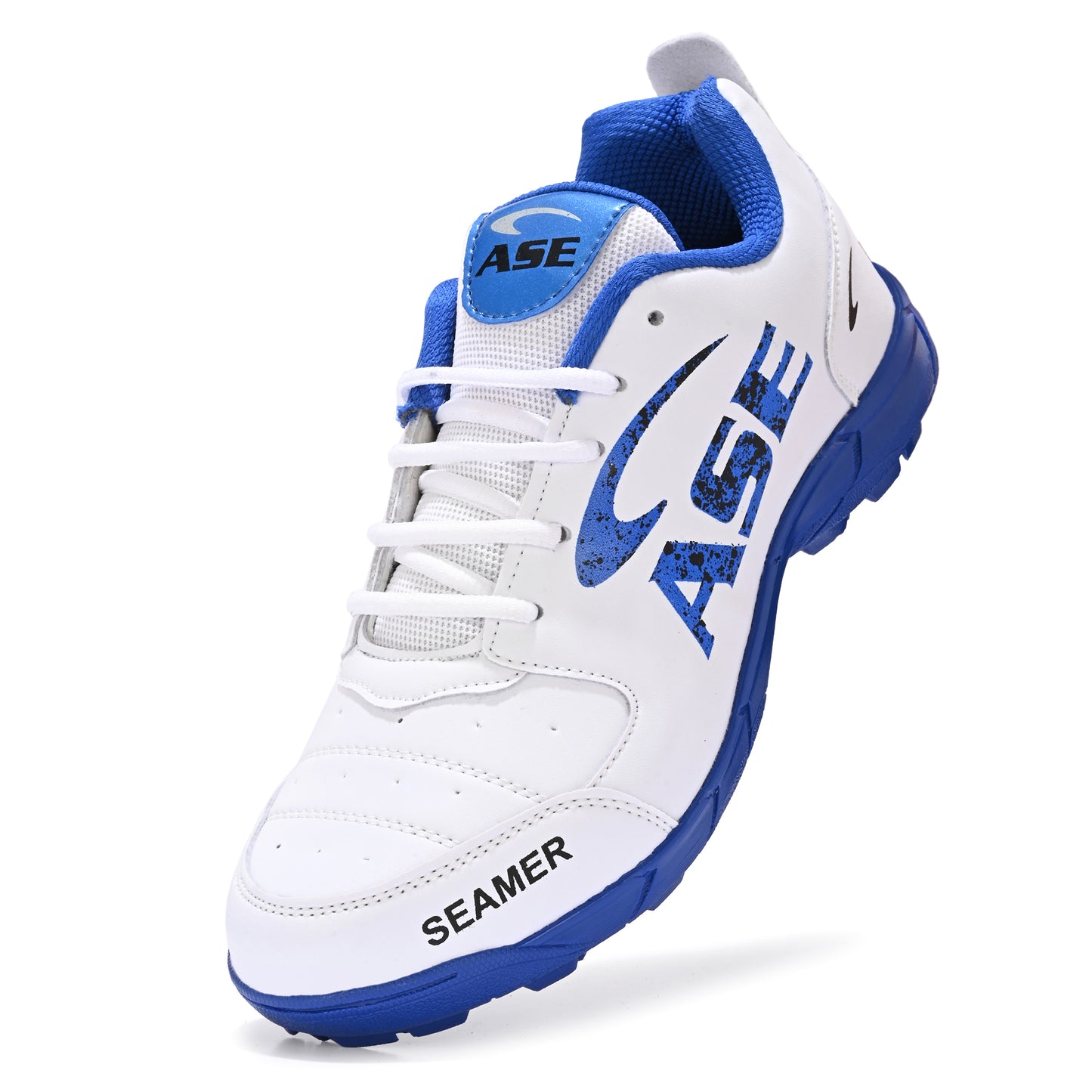 Seamer- Cricket Shoes