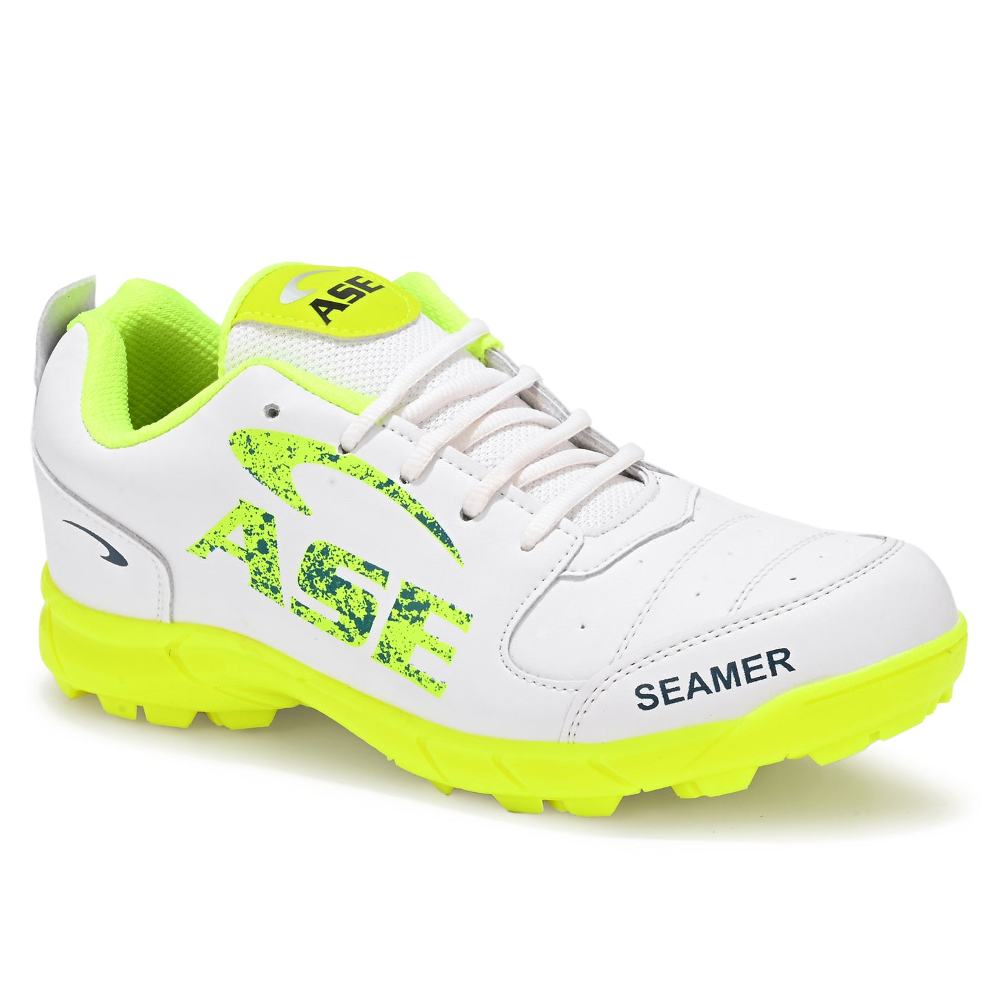 Seamer- Cricket Shoes