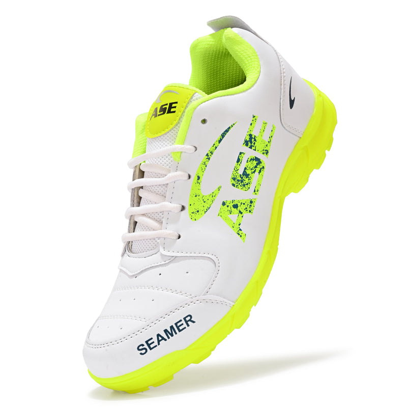 Seamer- Cricket Shoes