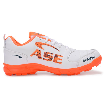 Seamer- Cricket Shoes