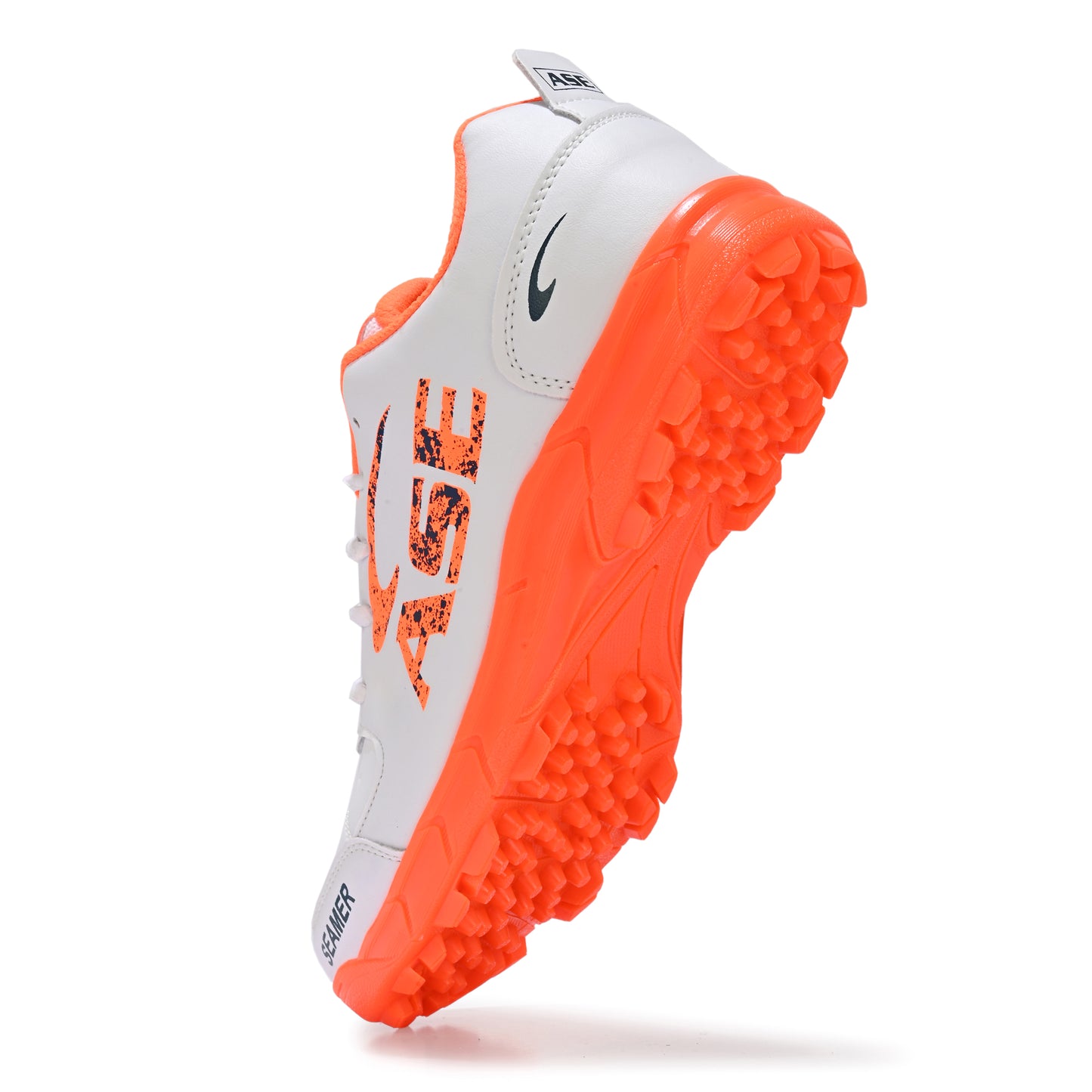 Seamer- Cricket Shoes